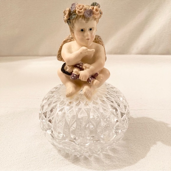 Cherub on Crystal Trinket Jewelry Bowl - Picture 1 of 6